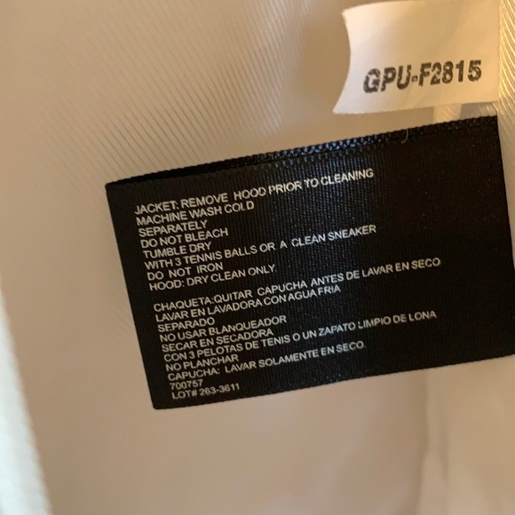 a.n.a. White Down Satin Hooded Jacket Women's Size Small - Picture 8 of 9